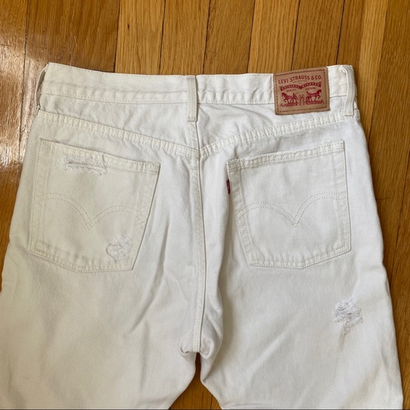 Levi's Wedgie Icon Fit in Vintage Chalk 30 - Picture 9 of 11